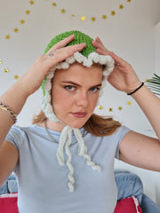 Green Bonnet